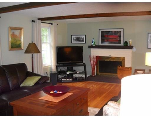 5 Robinwood Rd, Buzzards Bay, MA 02532 photo 5