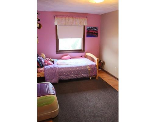 5 Butternut Cir, Springfield, MA 01128 photo 15