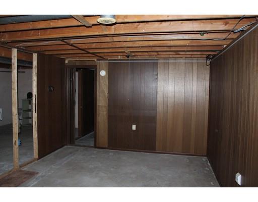 5 Butternut Cir, Springfield, MA 01128 photo 21