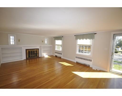 2 Cabot Rd, Danvers, MA 01923 photo 2