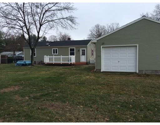 106 Berard Cir, Springfield, MA 01128 photo 4