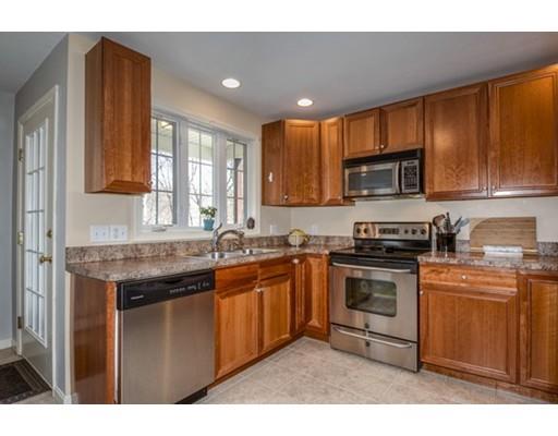 74 Ridgewood Rd, Worcester, MA 01606 photo 4