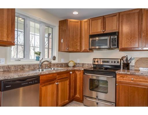 74 Ridgewood Rd, Worcester, MA 01606 photo 2
