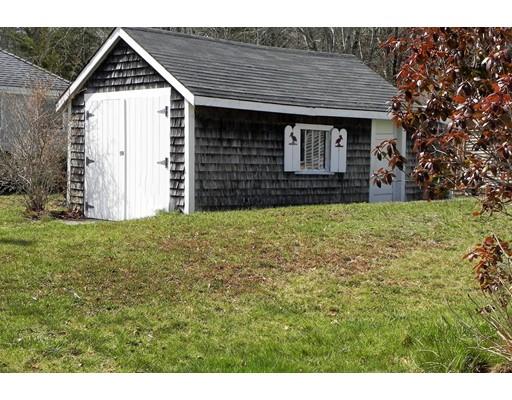 4 Willow St, Wareham, MA 02571 photo 3