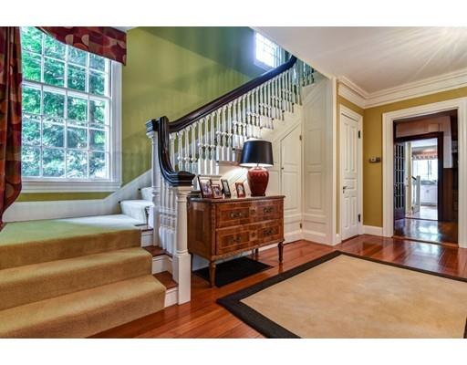 23 Dudley St, Brookline, MA 02445 photo 4