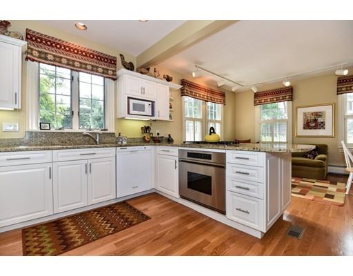 23 Dudley St, Brookline, MA 02445 photo 8