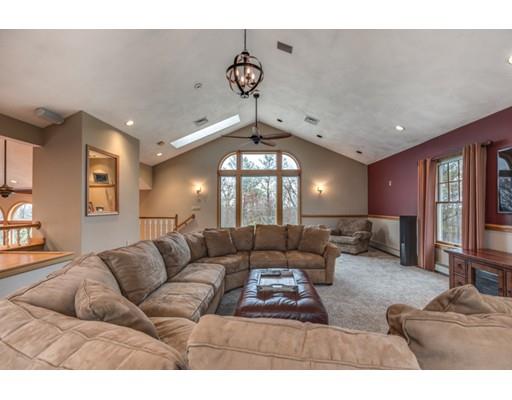 19 Treetops Ln, Danvers, MA 01923 photo 18