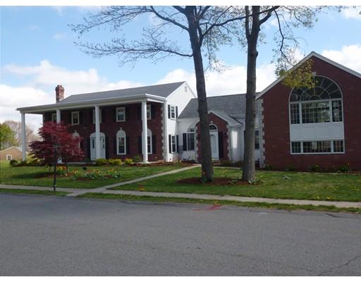 19 Treetops Ln, Danvers, MA 01923 photo 1