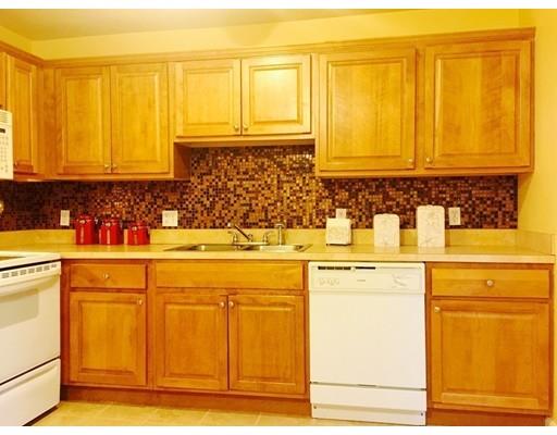 53 Randall St, Worcester, MA 01606 photo 10