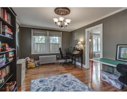 18 Maple St, Marblehead, MA 01945 photo 19