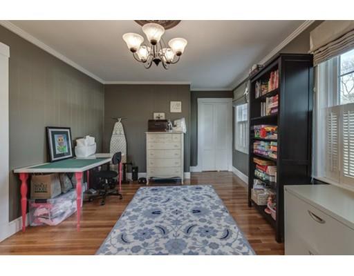 18 Maple St, Marblehead, MA 01945 photo 18