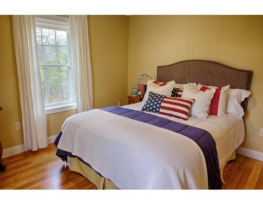 29 Oak Ledge Cir, Rowley, MA 01969 photo 20