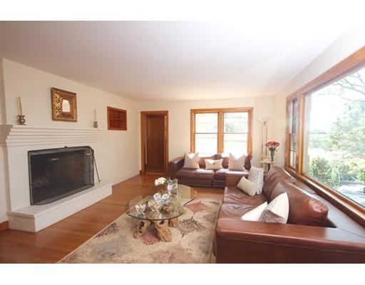 83 Robert Rd, Marblehead, MA 01945 photo 3