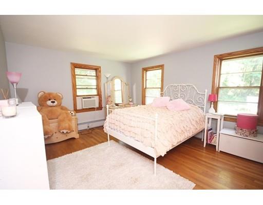 83 Robert Rd, Marblehead, MA 01945 photo 14