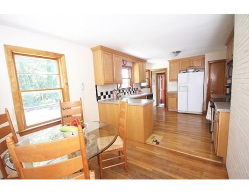 83 Robert Rd, Marblehead, MA 01945 photo 7