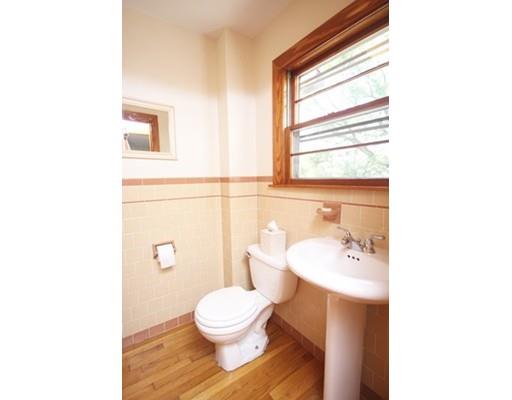 83 Robert Rd, Marblehead, MA 01945 photo 4