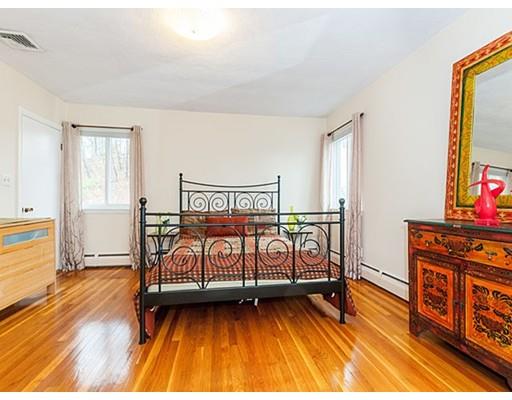 98 Risley Rd, Brookline, MA 02467 photo 12