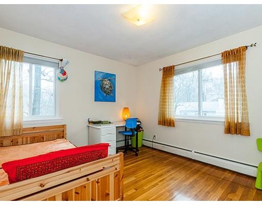 98 Risley Rd, Brookline, MA 02467 photo 20