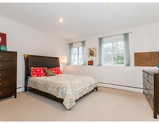 98 Risley Rd, Brookline, MA 02467 photo 18