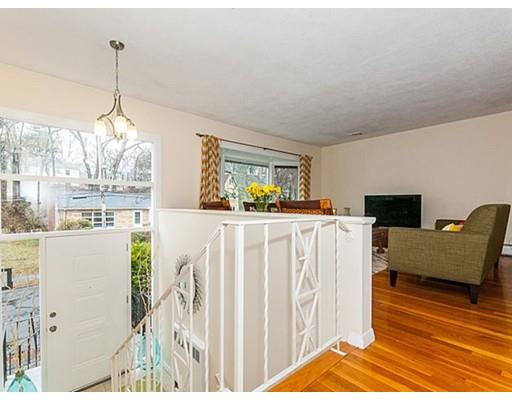 98 Risley Rd, Brookline, MA 02467 photo 4