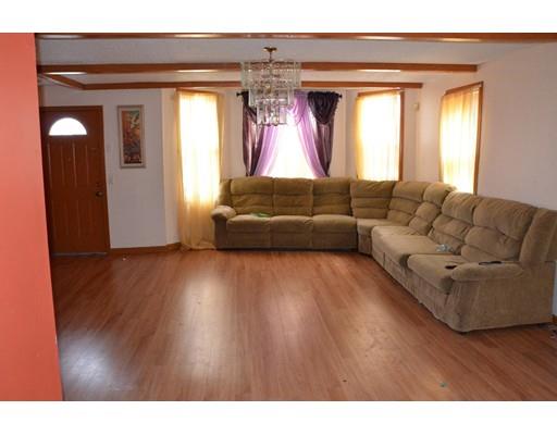 4 Kempton Ct, Lawrence, MA 01841 photo 6