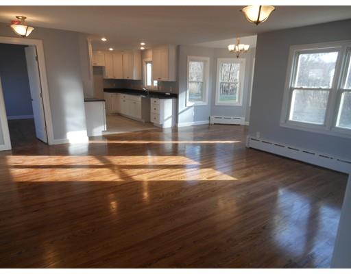 14 Broad St, Easthampton, MA 01027 photo 3
