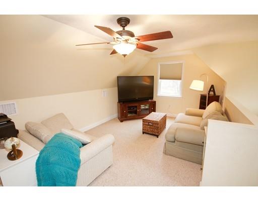 2 C St, Reading, MA 01867 photo 16