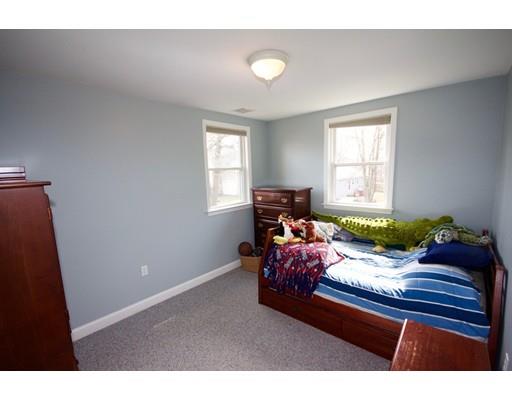 2 C St, Reading, MA 01867 photo 12
