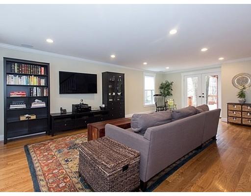 5 Maple Pl, Jamaica Plain, MA 02130 photo 3