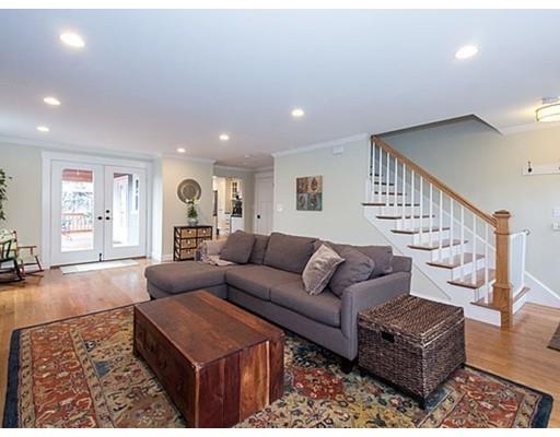 5 Maple Pl, Jamaica Plain, MA 02130 photo 2