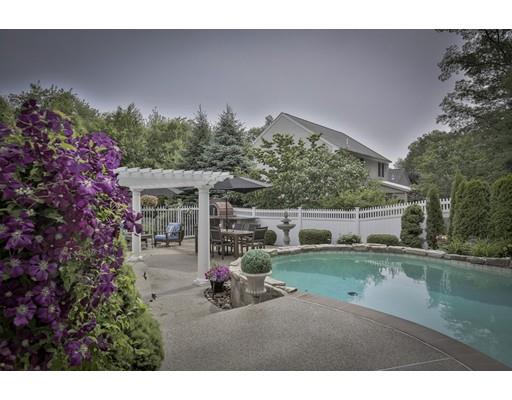 10 Hammersmith Dr, Saugus, MA 01906 photo 4