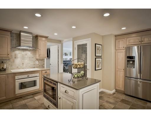 10 Hammersmith Dr, Saugus, MA 01906 photo 9