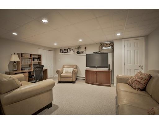10 Hammersmith Dr, Saugus, MA 01906 photo 29
