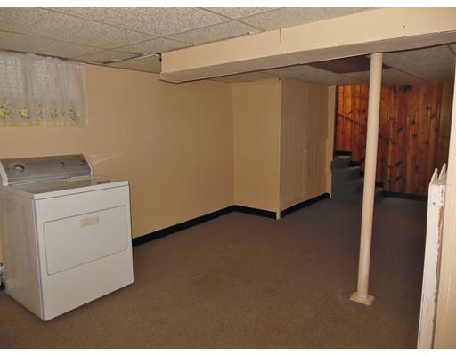 85 Clayton St, Springfield, MA 01107 photo 28
