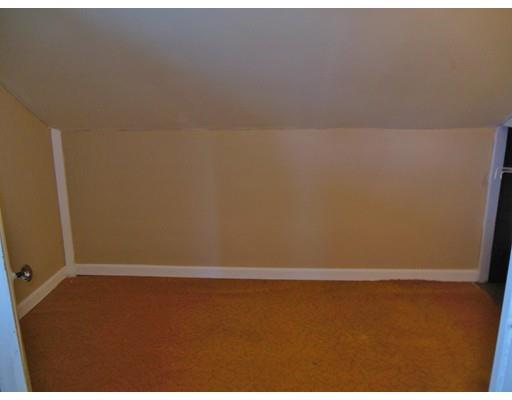 85 Clayton St, Springfield, MA 01107 photo 15