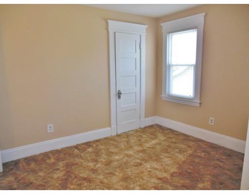85 Clayton St, Springfield, MA 01107 photo 20