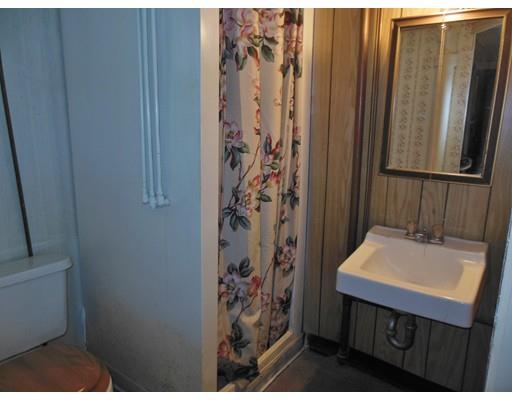 85 Clayton St, Springfield, MA 01107 photo 26