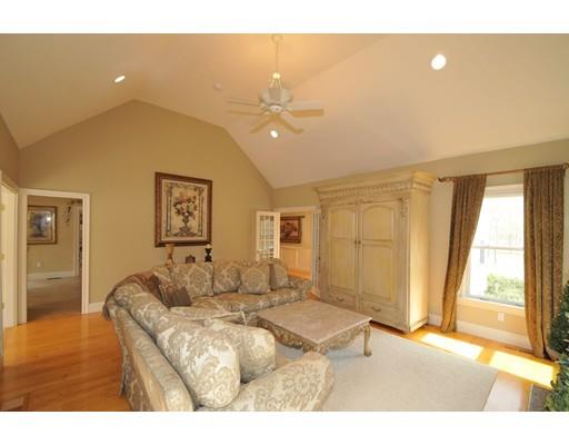 181 East St, Upton, MA 01568 photo 12