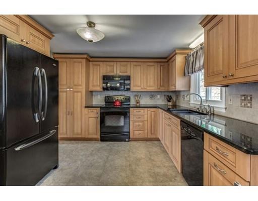 5 Michael Rd, Wakefield, MA 01880 photo 4