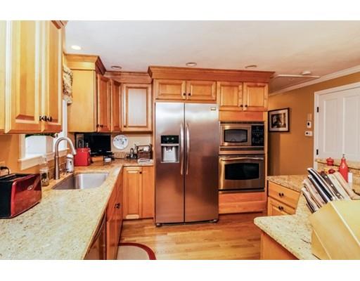 30 Ward St, Hingham, MA 02043 photo 10