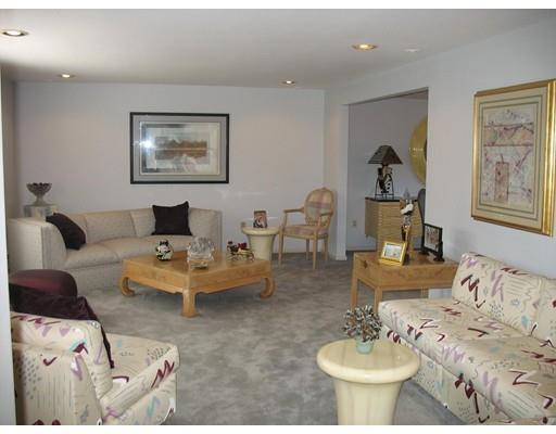 97 Barry Rd, Worcester, MA 01609 photo 9