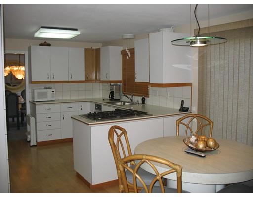 97 Barry Rd, Worcester, MA 01609 photo 4