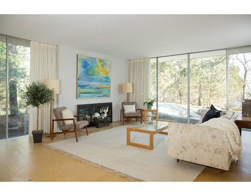 75 Robin Rd, Weston, MA 02493 photo 2