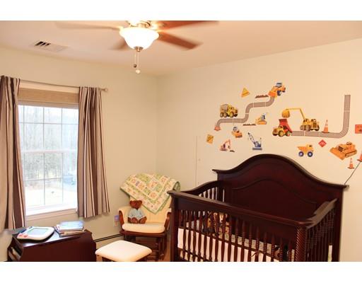 100 Wallace Rd, Sturbridge, MA 01566 photo 11