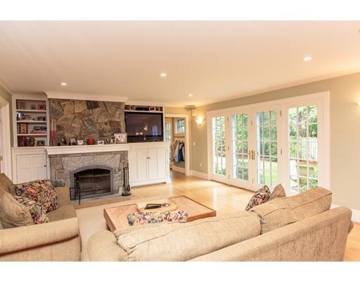 18 Thomas Rd, Wellesley, MA 02482 photo 12