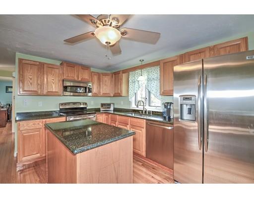 14 Marilyn Dr, Webster, MA 01570 photo 3
