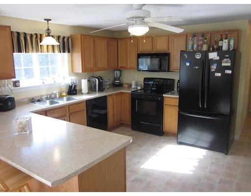 14 Ware Dr, Templeton, MA 01468 photo 4