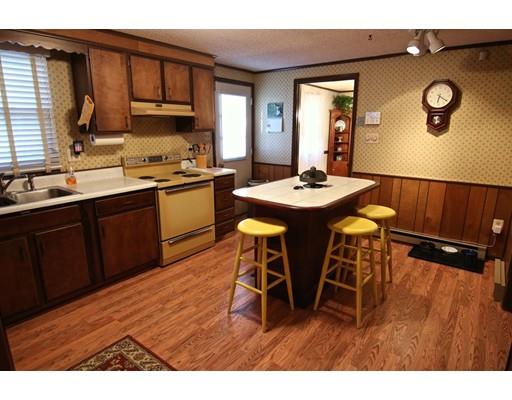 23 Harvard St, Everett, MA 02149 photo 3