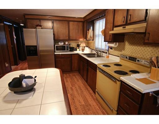 23 Harvard St, Everett, MA 02149 photo 5