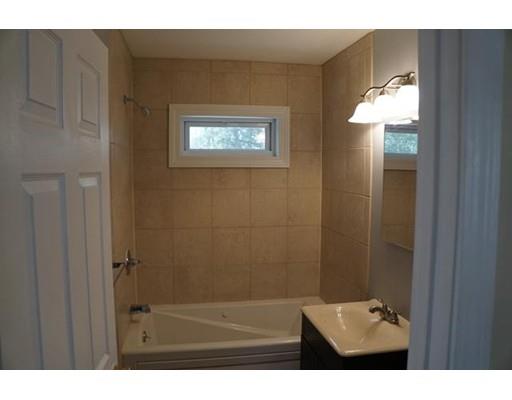 26 E Green St, Easthampton, MA 01027 photo 5